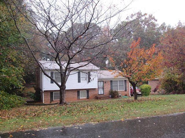 2nd image of 706 Brookside Dr