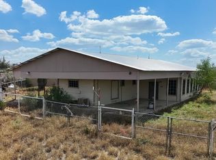 19 Hatfield Ln, Zapata, TX 78076