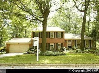 2521 Farrier Ln, Reston, VA 20191