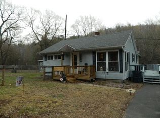 212 Port Douglas Rd, Keeseville, NY 12944