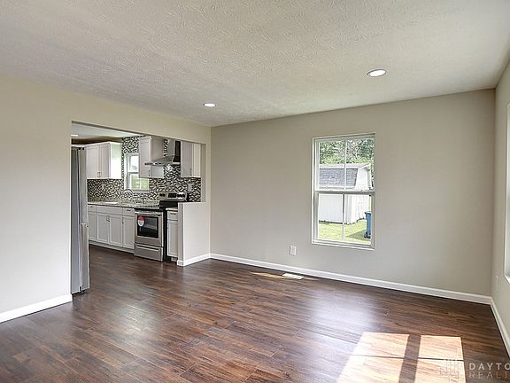 4th image of 2744 Holman St