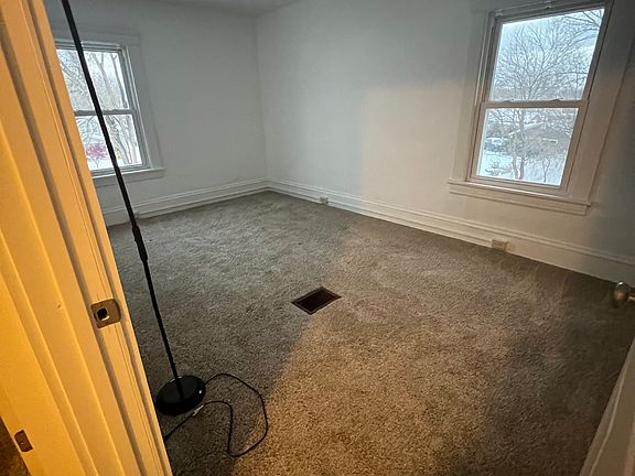 5th image of 267-273 N Main St