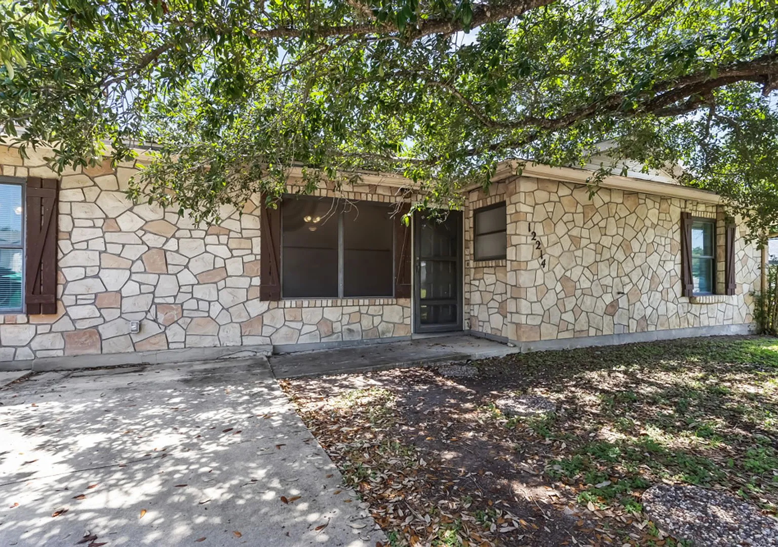 12214 Lone Shadow Trail, Live Oak — Photo 3