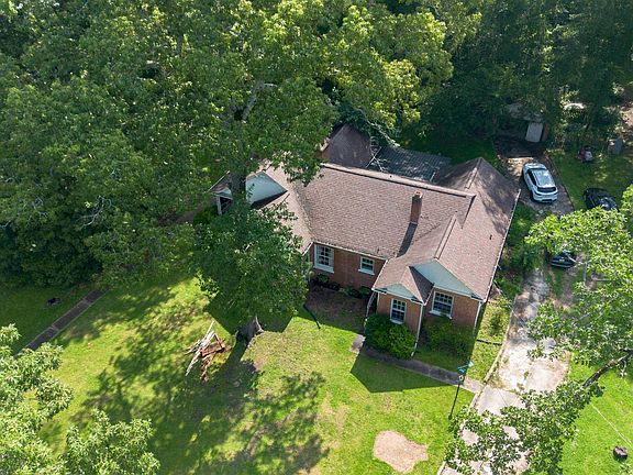 2nd image of 315 Woodland Ave