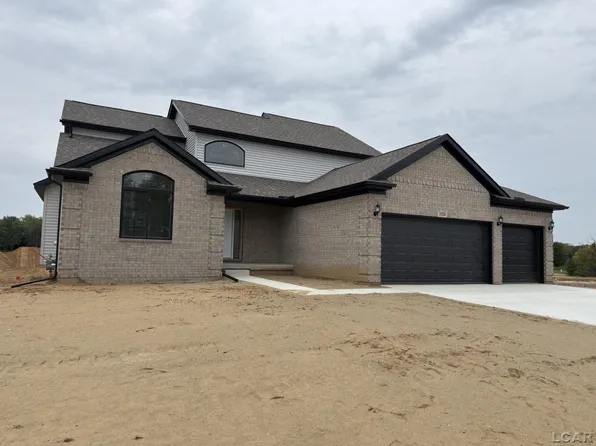 3520 Sicilia Dr, Tecumseh, MI 49286