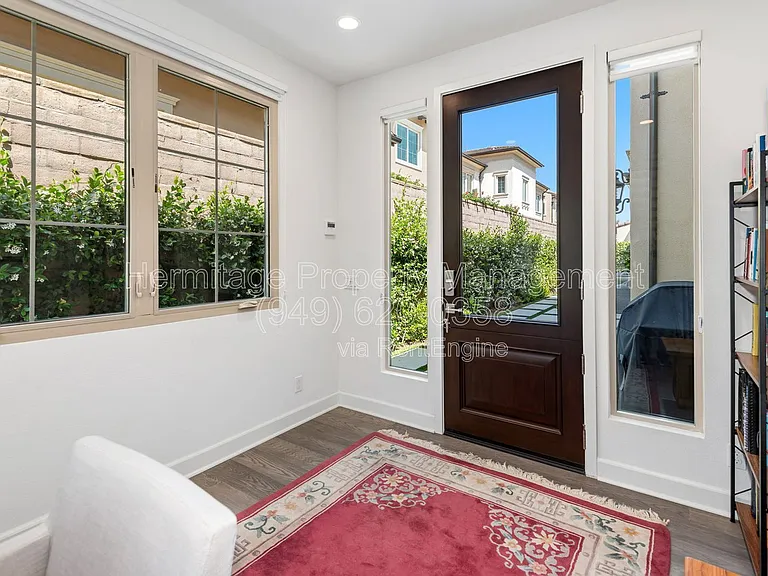 61 Furlong — Photo 15