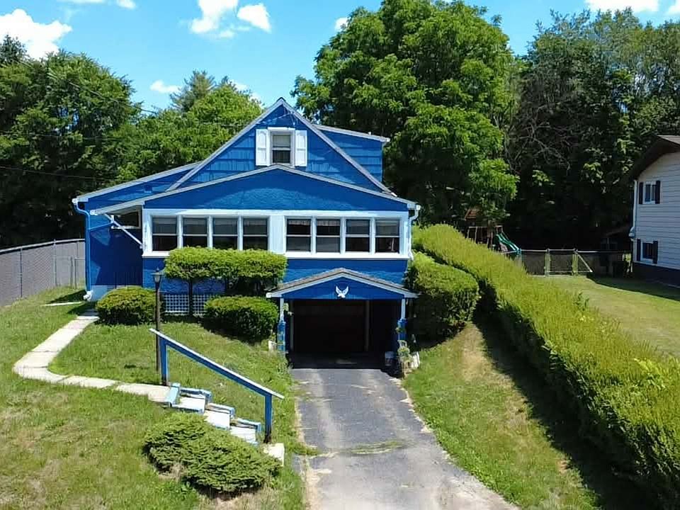 1st image of 321 Norris Ave