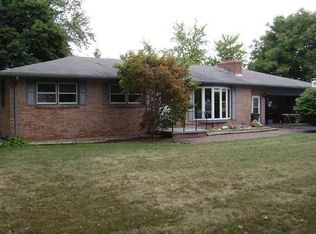 205 Woodrig Rd, Bloomington, IL 61704