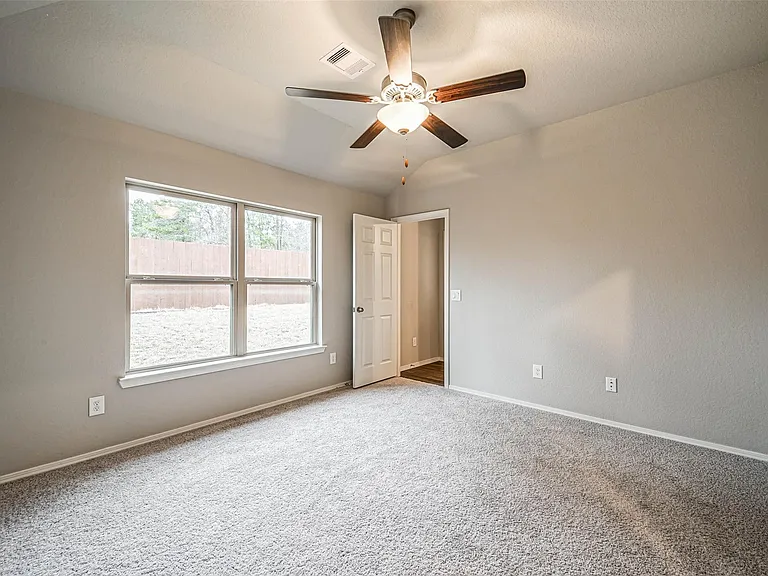 1903 Brushy Cedar Dr — Photo 18