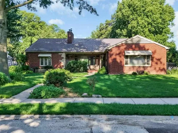 425 Beldon Ave, Iowa City, IA 52246