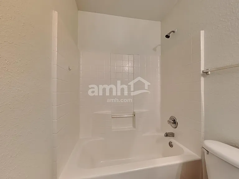 205 Arrowhead Dr — Photo 15