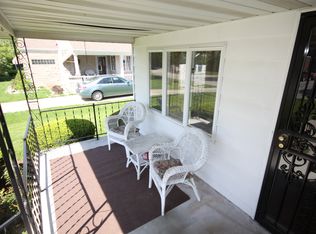 222 W 11th St, Rushville, IN 46173