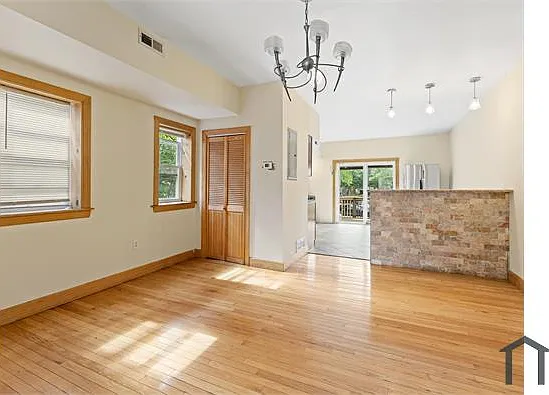 6231 W Jefferson St #2 — Photo 6