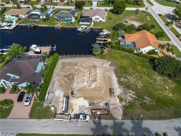 14740 Caleb Dr, Fort Myers, FL 33908