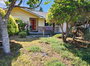 1000 Ranch Rd, Reedsport, OR 97467