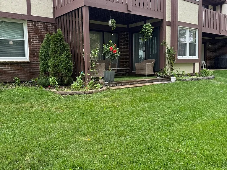 4980 Kimball Hill Dr #D1 — Photo 2