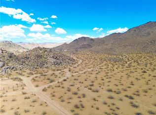 16 Laguna Seca Rd, Apple Valley, CA 92307