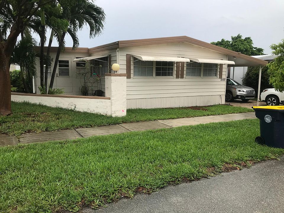 1st image of 2100 SW 51st Pl