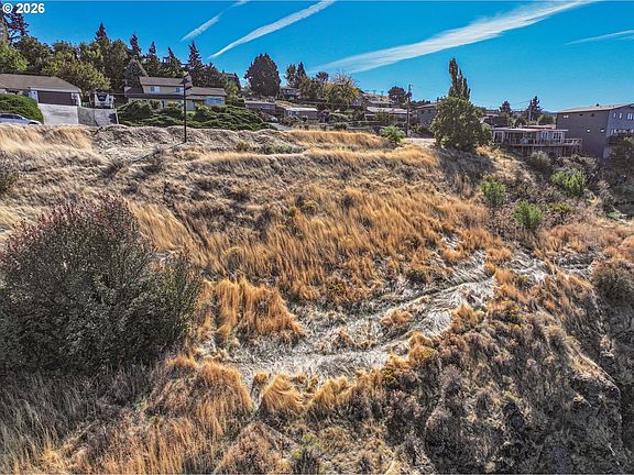 3rd image of Old Dufur Rd