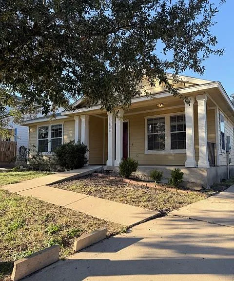 17808 Golden Valley Dr — Photo 1