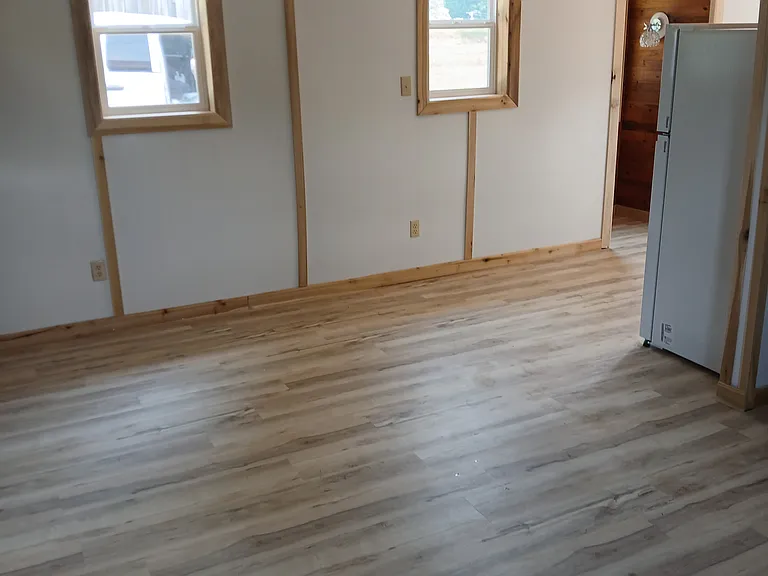 533 N State St #4 — Photo 3