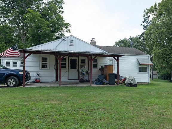 5th image of 501 N Logan St