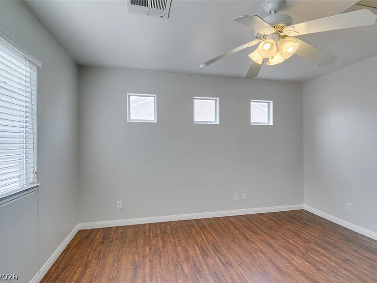 9911 Star Lake Ave — Photo 30