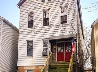 2239 W Fletcher St, Chicago, IL 60618
