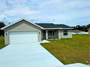 7 SE Malauka Dr, Ocklawaha, FL 32179