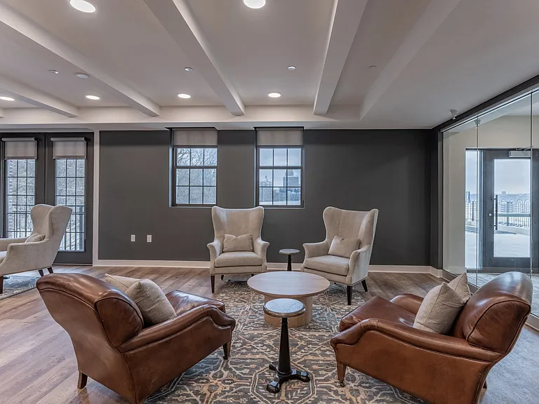 Adams Edge Apartments — Photo 23