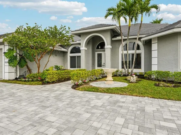 1919 S CLUB Drive, Wellington, FL 33414