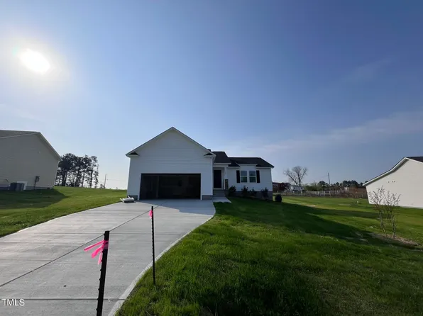 153 Starry Sky Dr, Benson, NC 27504