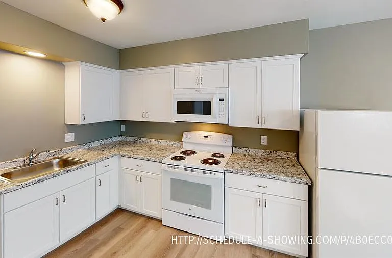403 E Park St #31 — Photo 1