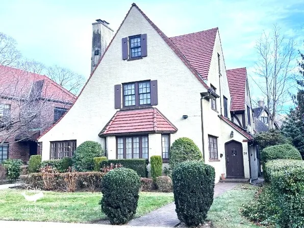 74 Puritan Avenue image 1 of 2