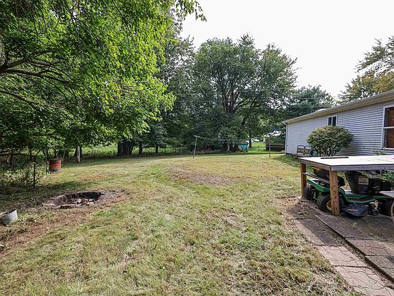 4th image of 500 N Creek Bank Rd