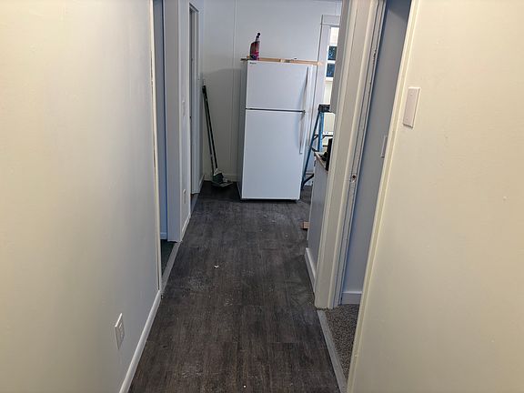 Hallway/Entrance looking towards kitchen