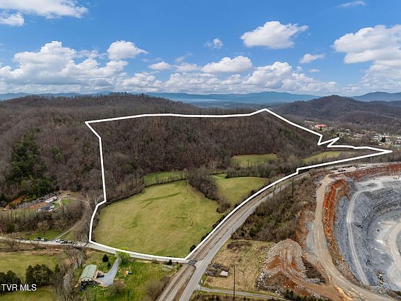 2nd image of Piney Flats Rd