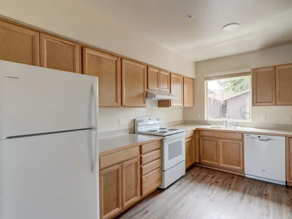 M1250 - Park Terrace Apartments, 1901 Mina Pl #A206, Oak Harbor, WA 98277