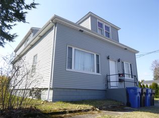 5 Pomham St FLOOR 1, Cranston, RI 02910