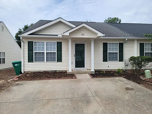 920 Cammaron Way Photo 1