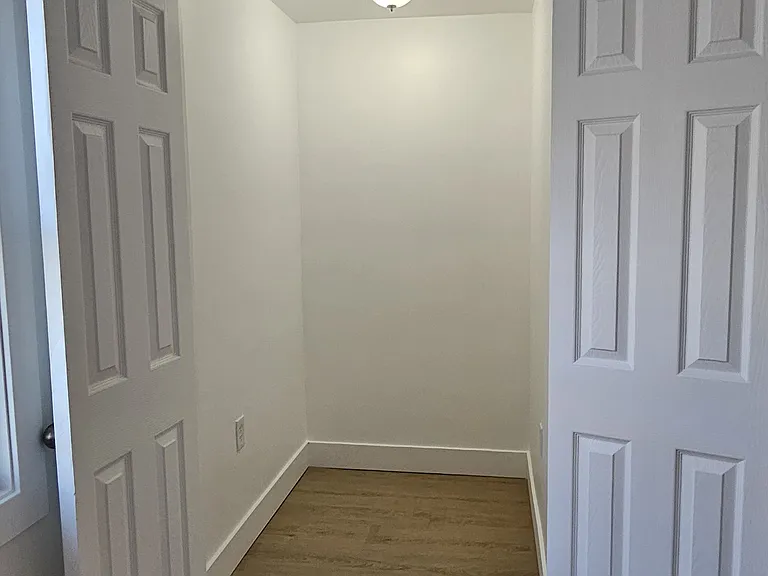 535 Washington St #3 — Photo 14