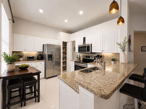 4th image of 1776 Aspen Ln