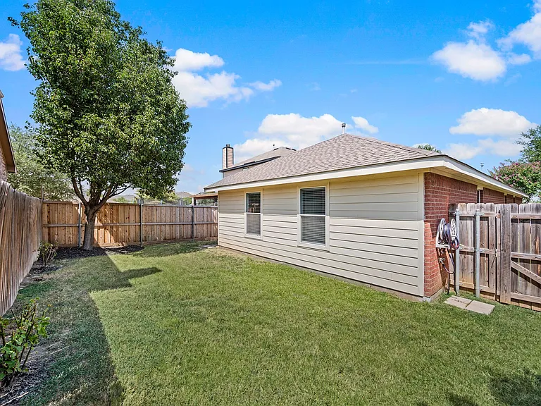 12113 Thicket Bend Dr — Photo 24