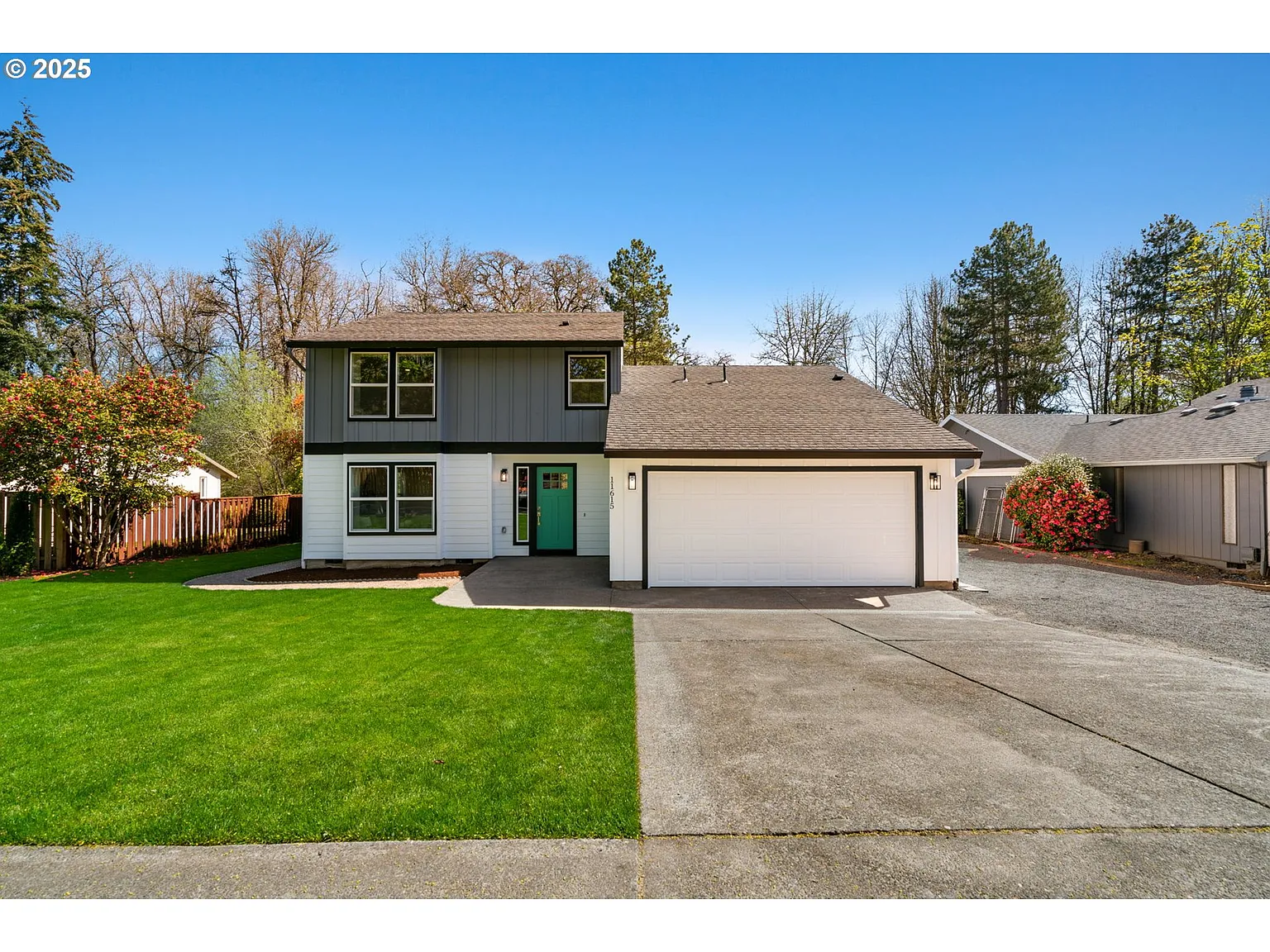 11615 SW Settler Way photo 1