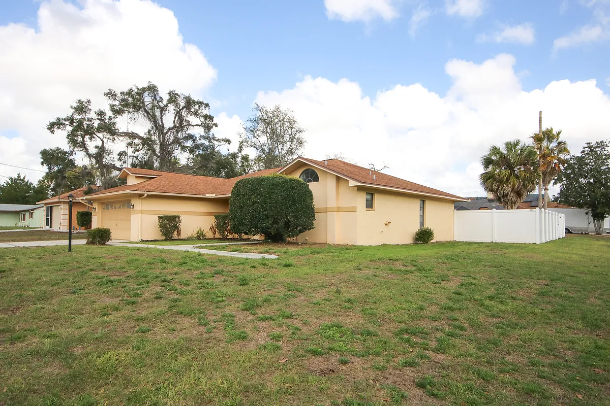 Building Photo - 9297 Pickens St