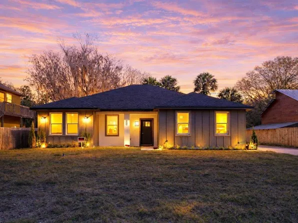 127 Hibiscus Ln, Deltona, FL 32738