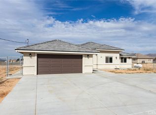 22562 Houston St, Apple Valley, CA 92308