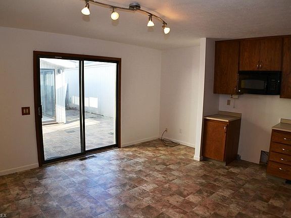 2nd image of 11035 Westwind Ct