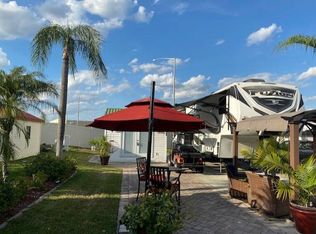 905 Saint George Dr, Davenport, FL 33837
