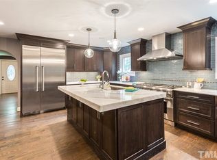 59 Oakwood Dr, Chapel Hill, NC 27517